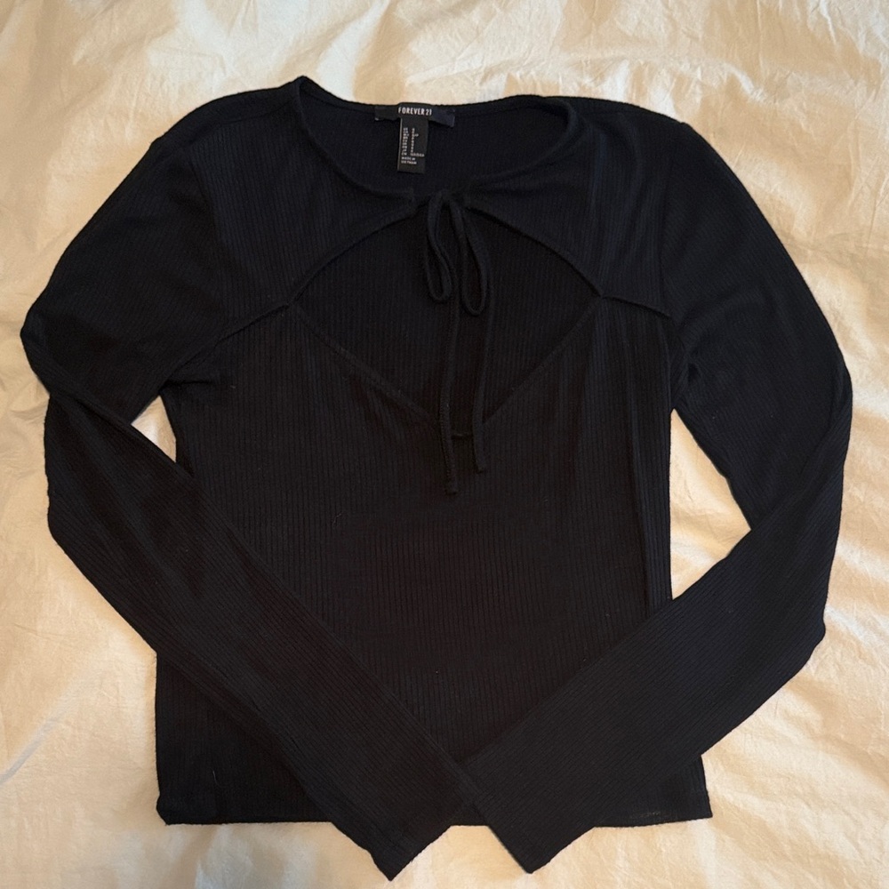 Forever 21 Black Tie-Front Long Sleeve Top